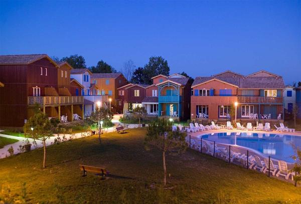 INVESTISSEMENT LOCATIF  LE TEICH  Résidence tourisme Les Rives Marines  5,51 % de rentabilité