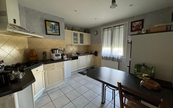 Maison à vendre    5 pièces •  Bourg-de-Péage