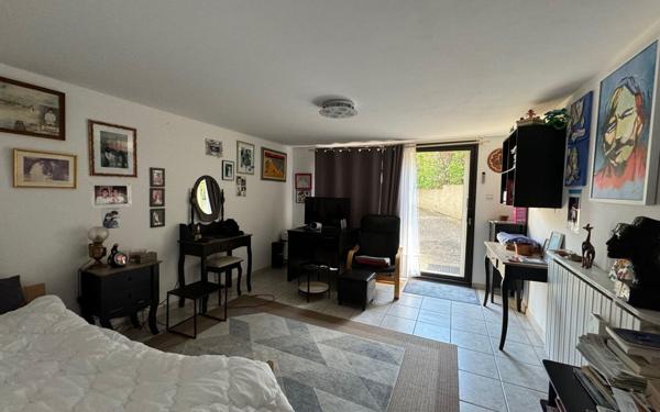 Maison à vendre    5 pièces •  Bourg-de-Péage