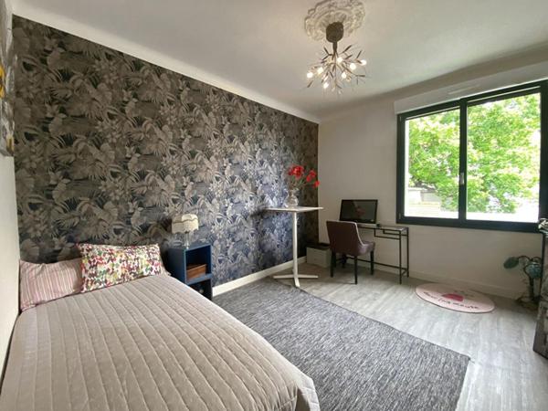 Appartement  4 pièce(s) 133 m2