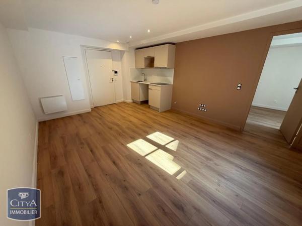 Appartement à louer 2 pièces 36.2m² Vichy (03200)