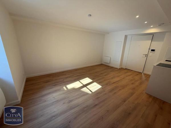 Appartement à louer 2 pièces 36.2m² Vichy (03200)