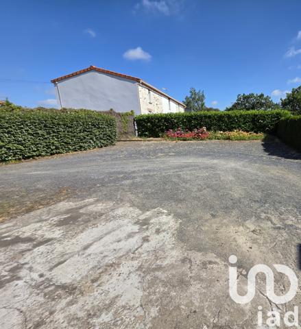 Maison à vendre 4 pièces 181 m² Le Loroux-Bottereau