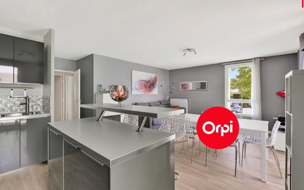 Appartement à vendre    4 pièces • 82,67 m2 Saint-Priest
