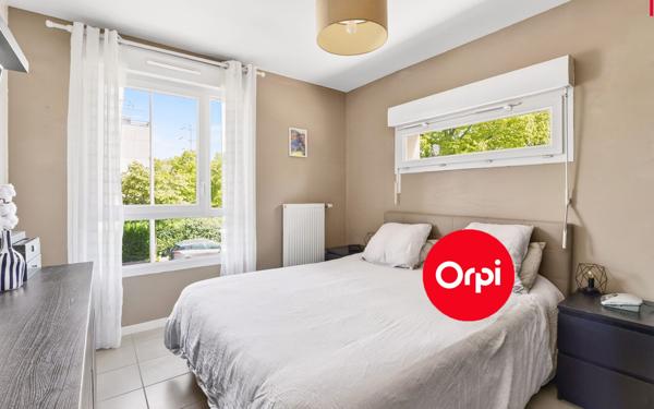 Appartement à vendre    4 pièces • 82,67 m2 Saint-Priest