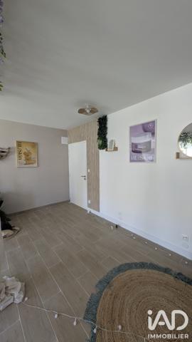 Murs commerciaux  à vendre 91 m² Saint-Chaptes
