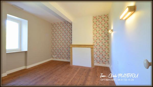 Maison T6 210 m2 5 chambres avec garage et jardin abrité