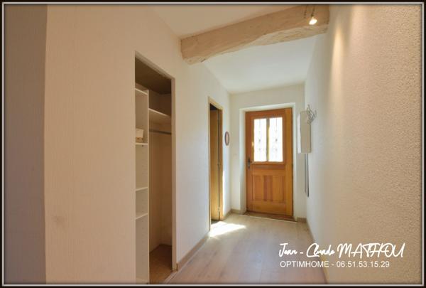 Maison T6 210 m2 5 chambres avec garage et jardin abrité