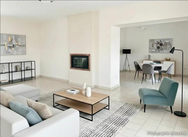 Maison de plain-pied avec dépendance aménageable