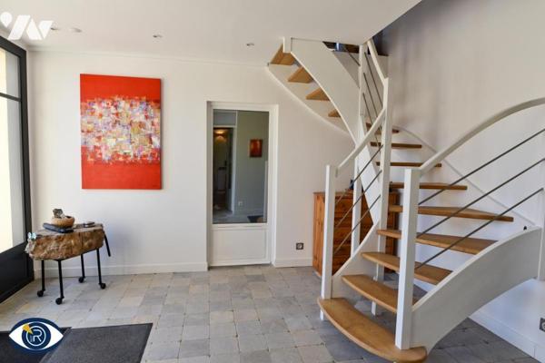 Maison à vendre située en bordure de rivière à Montigné-le-Brillant