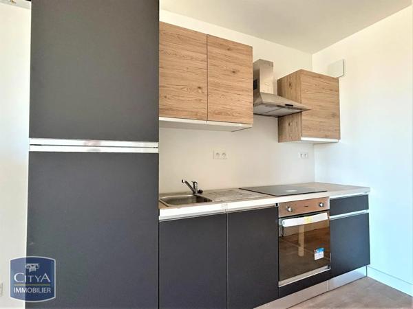 Appartement à louer 3 pièces 46.97m² Cahors (46000)