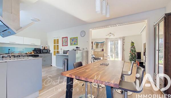 Maison à vendre 8 pièces 160 m² Saint-Rémy-lès-Chevreuse