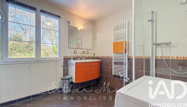 Maison à vendre 8 pièces 160 m² Saint-Rémy-lès-Chevreuse