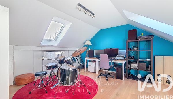 Maison à vendre 8 pièces 160 m² Saint-Rémy-lès-Chevreuse