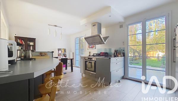 Maison à vendre 8 pièces 160 m² Saint-Rémy-lès-Chevreuse