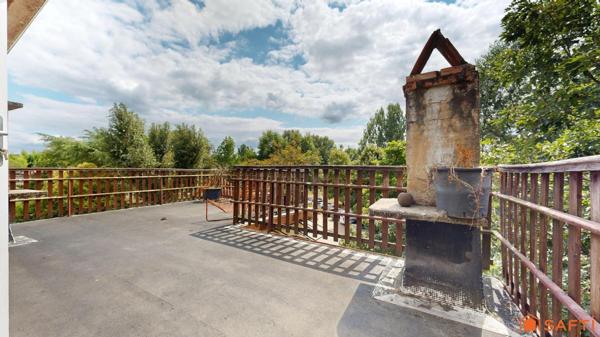 Au Bugue, maison + appartement