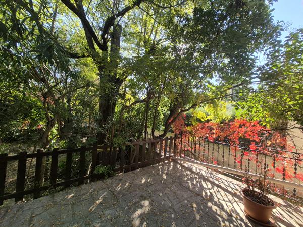 Saint-Rémy-de-Provence (13210) *** SOUS COMPROMIS*** - SAINT-REMY-DE-PCE (13210) - MAISON 5 CHAMBRES AVEC JARDIN ET GARAGE