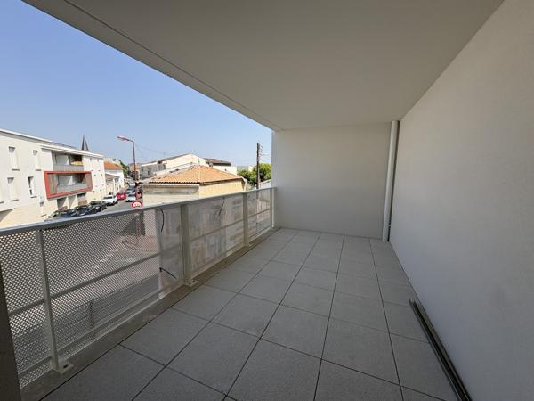 À Deux Pas de L'église avec Parking/Terrasse