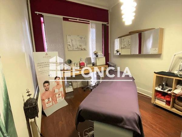 Location Local commercial 4 pièces 91 m² - 17 RUE VICTOR HUGO Rouen 76000