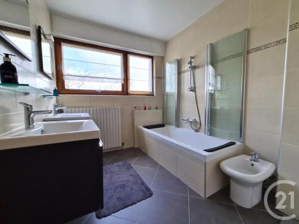 Maison à vendre  9 pièces - 201,65 m2 LONGEVILLE LES METZ - 57