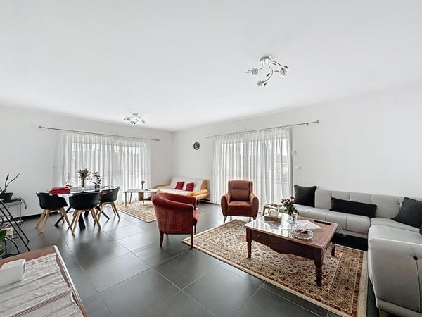 Maison avec jardin et terrasse p