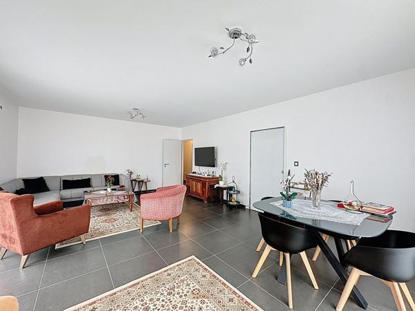 Maison avec jardin et terrasse p