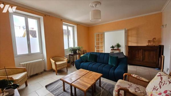 VENDOME CENTRE MAISON 4 CHAMBRES 142m²