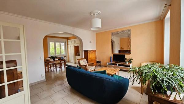 VENDOME CENTRE MAISON 4 CHAMBRES 142m²