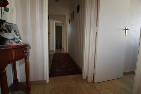 Appartement avec ASCENCEUR à vendre avec 3 CHAMBRES et 5 pièces LA ROCHE SUR YON (85)