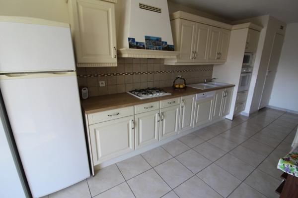 Appartement avec ASCENCEUR à vendre avec 3 CHAMBRES et 5 pièces LA ROCHE SUR YON (85)