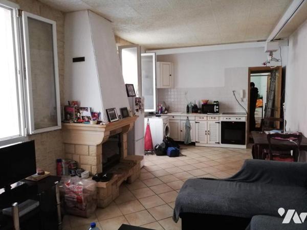 LA GARENNE COLOMBES - CENTRE VILLE - STUDIO A RENOVER  
