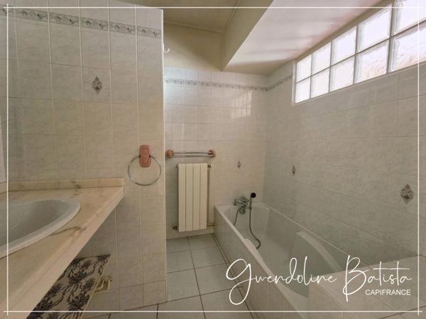 Maison de village 110m² - Terrain 100m² - Garage indépendant - CASTILLONNES (47)