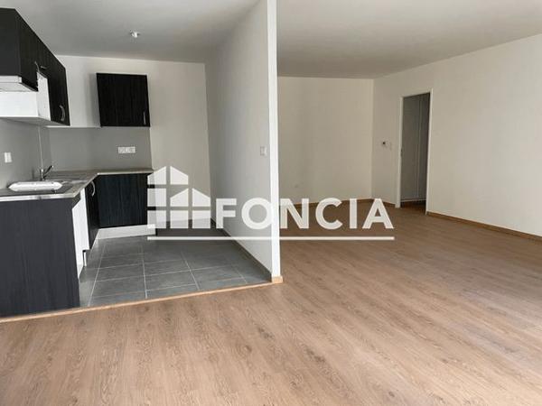 Location Appartement 3 pièces 78.5 m² - 17 - 21 RUE DE LA CROIX D'AUYOT Nancy 54000