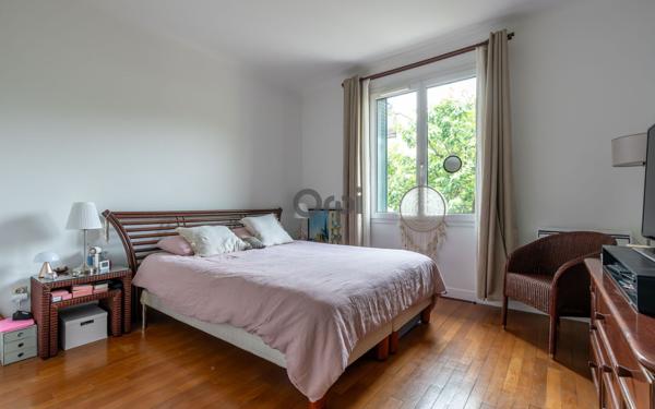 Maison à vendre    7 pièces • 193 m2 Saint-Maur-des-Fossés