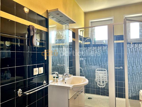 Vente
                Maison90,5 m² - 5 Pièces -
                    CARENTAN LES MARAIS (50500)