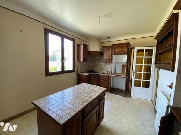 A VENDRE - PAVILLON D'ARCHITECTE - SAINT-PIERRE-LA-COUR