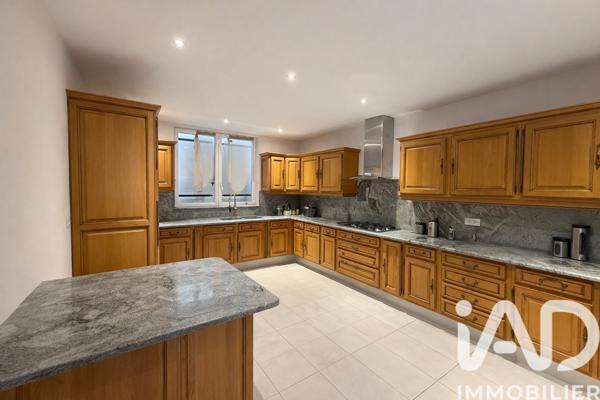 Maison à vendre 6 pièces 197 m² Wittenheim