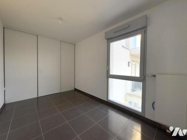 Tinqueux, T4 avec ascenseur, terrasses et garage