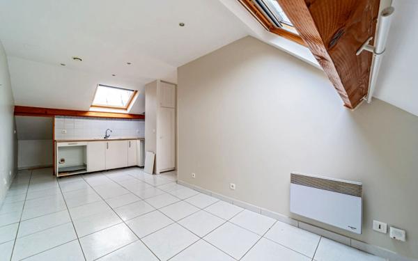 Immeuble à vendre    9 pièces • 140 m2 Chennevières-sur-Marne