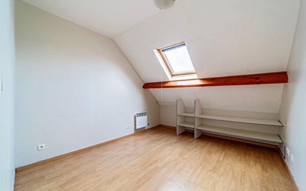 Immeuble à vendre    9 pièces • 140 m2 Chennevières-sur-Marne