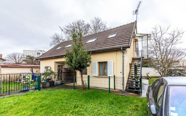 Immeuble à vendre    9 pièces • 140 m2 Chennevières-sur-Marne