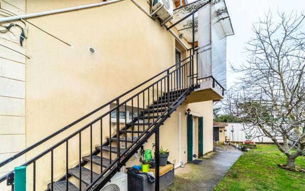 Immeuble à vendre    9 pièces • 140 m2 Chennevières-sur-Marne