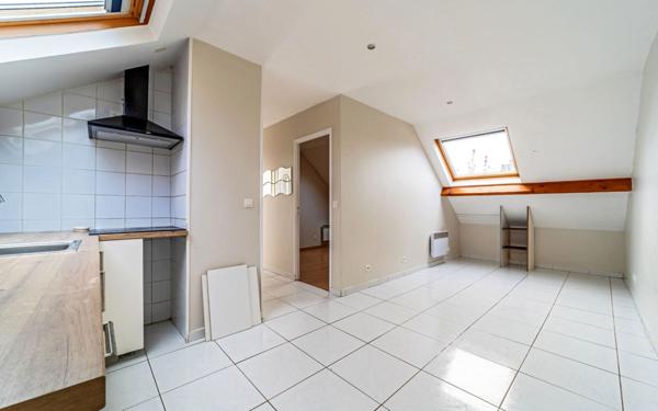 Immeuble à vendre    9 pièces • 140 m2 Chennevières-sur-Marne