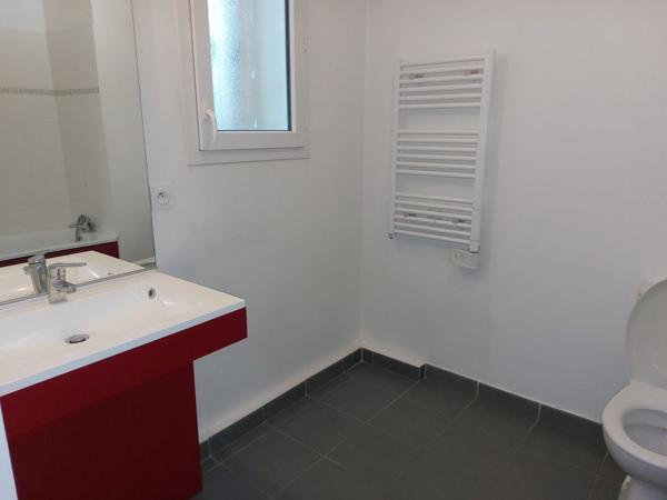 Brignoles appartement type 2