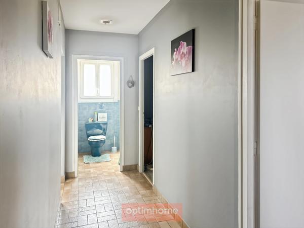 Maison plain-pied 125 M2 habitables, sur sous sol total, proximité tous commerces