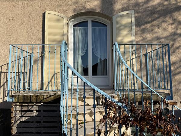 Maison Murs Erigne 204 m2