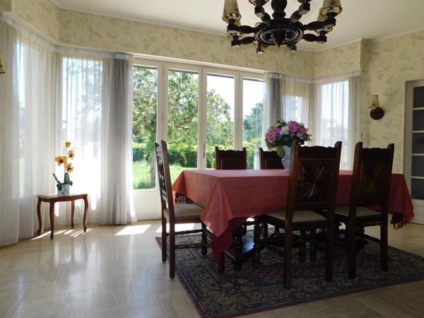 Maison Murs Erigne 204 m2