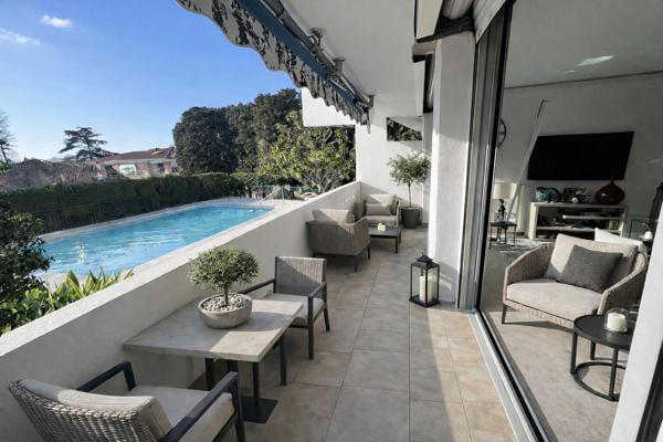 Appartement 3 pièces de standing au coeur d'une résidence confidentielle avec piscine