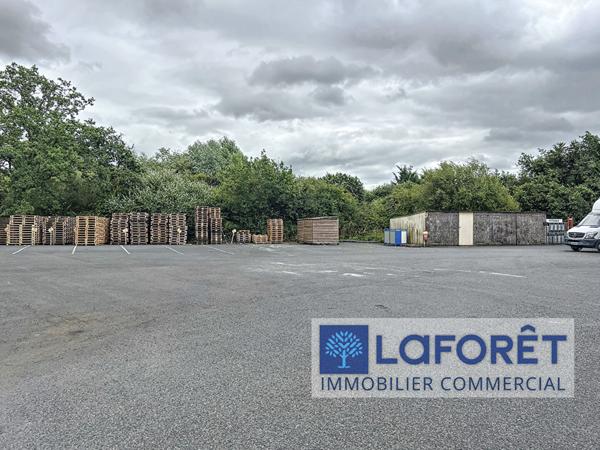 Achat local commercial Bressuire - 4134 m² - 1 749 000 €