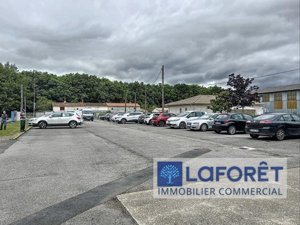 Achat local commercial Bressuire - 4134 m² - 1 749 000 €